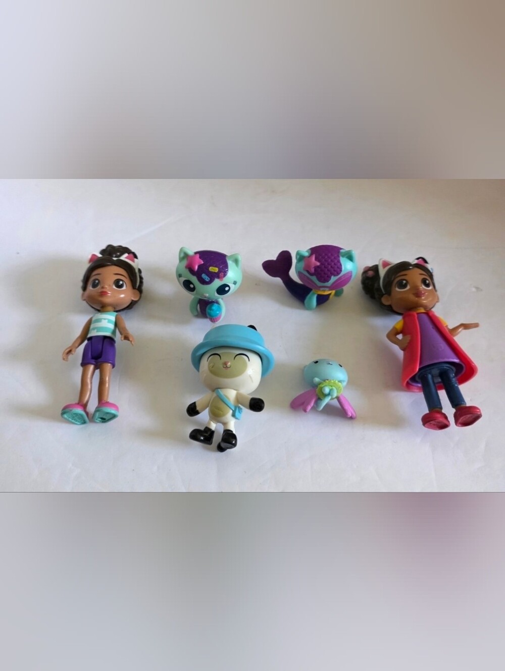 Dreamworks Gabby's Dollhouse figures Lot of 6 - 2 Dolls & 4 Cute animals